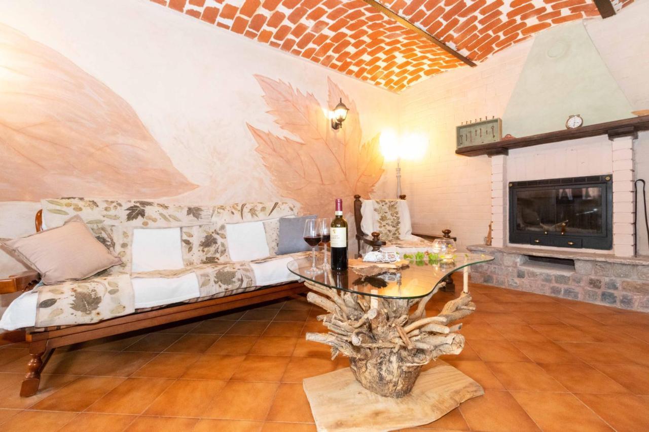 Casa Delle Foglie Sussurranti Villa Asti Dış mekan fotoğraf